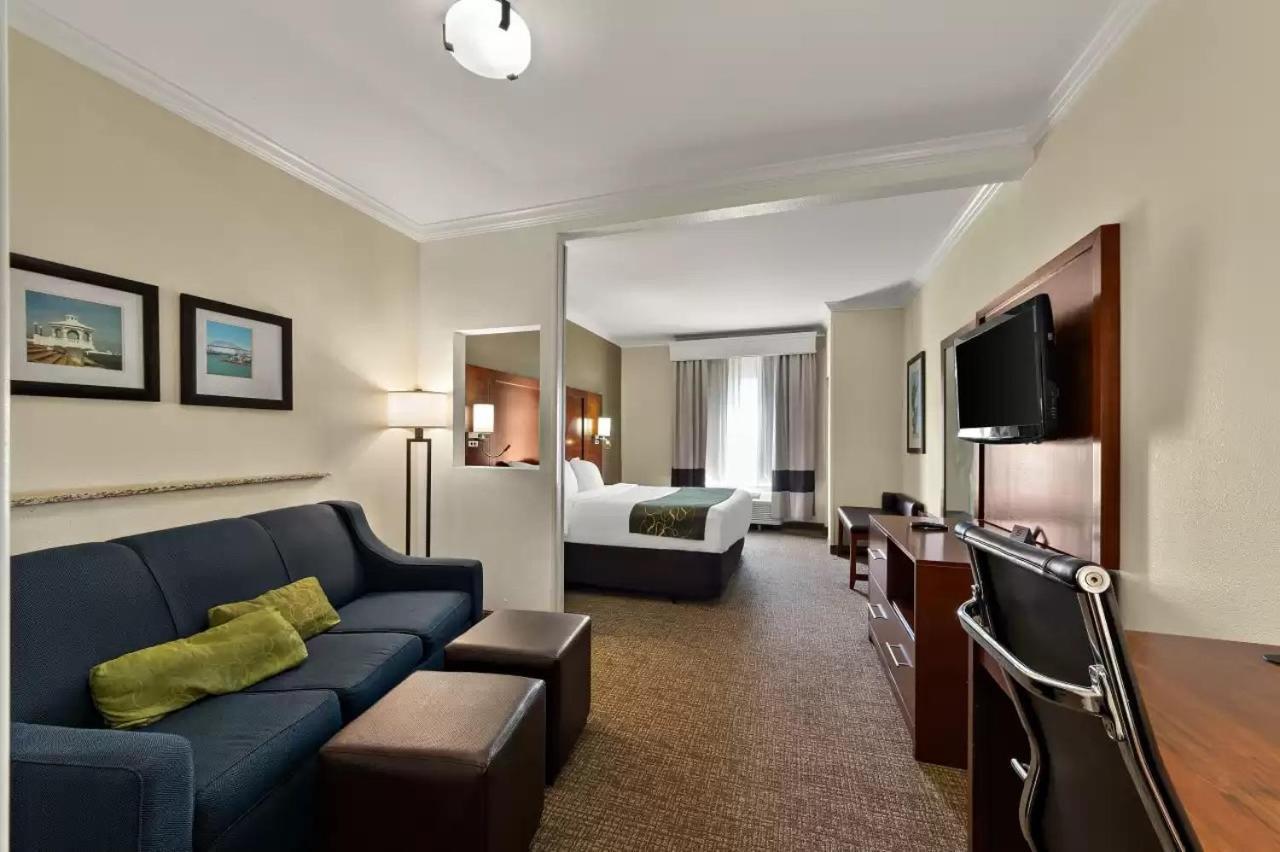 Comfort Suites Central Corpus Christi Bagian luar foto