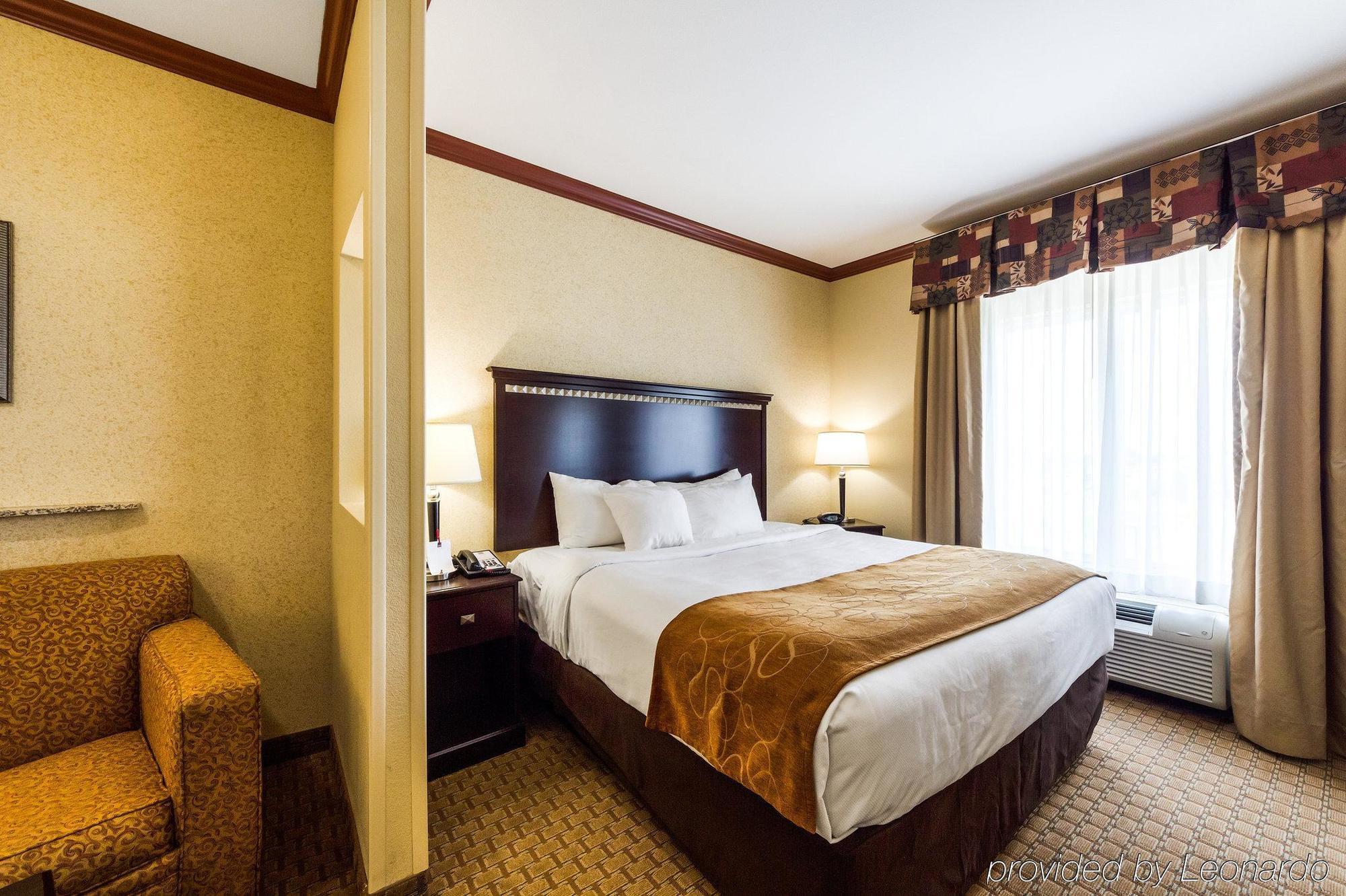 Comfort Suites Central Corpus Christi Bagian luar foto